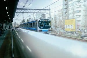 does the yamanote line go through tokyo station?